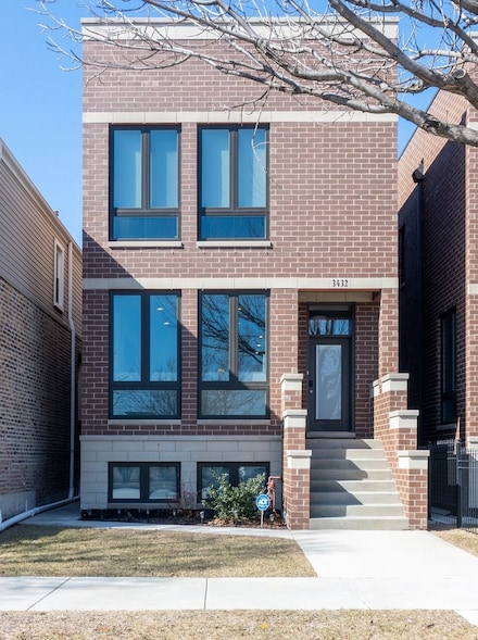 3432 S Normal Ave, Chicago, IL 60616