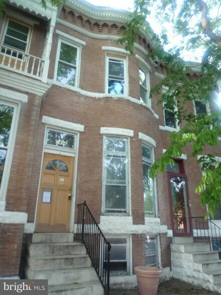 1804 Walbrook Ave, Baltimore, MD 21217