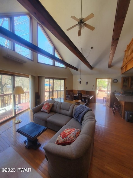 124 Autumn Rd, Dingmans Ferry, PA 18328