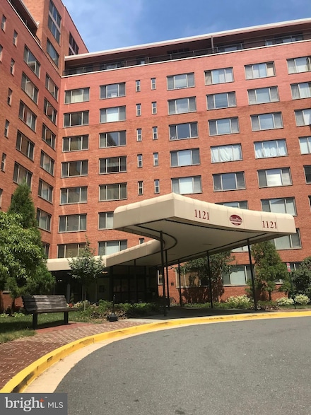 1121 Arlington Blvd Unit 629, Arlington, VA 22209