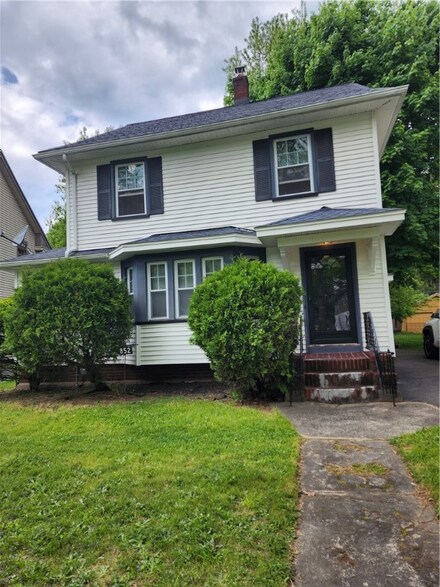 852 Arnett Blvd, Rochester, NY 14619
