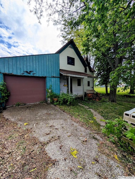 404 S Main St, Marble Rock, IA 50653