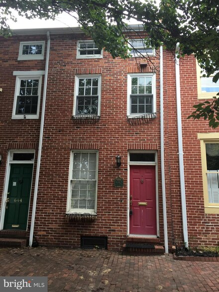 642 W Conway St, Baltimore, MD 21230