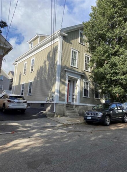 104 Sheldon St, Providence, RI 02906
