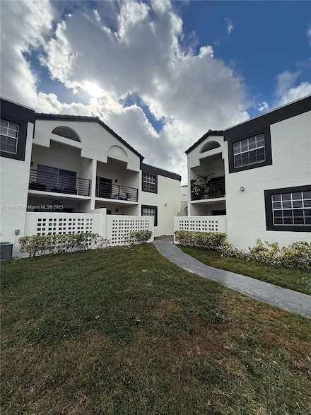 9705 Fontainebleau Blvd Unit B107, Miami, FL 33172