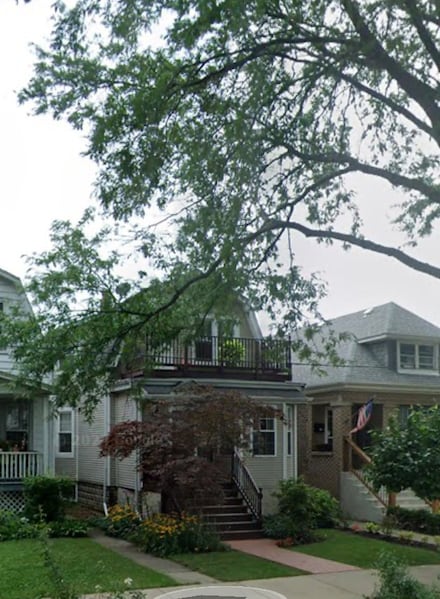 5650 W Giddings St Unit 2, Chicago, IL 60630