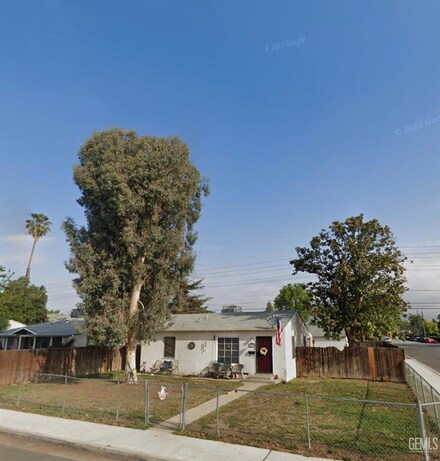 2600 16th St, Bakersfield, CA 93301