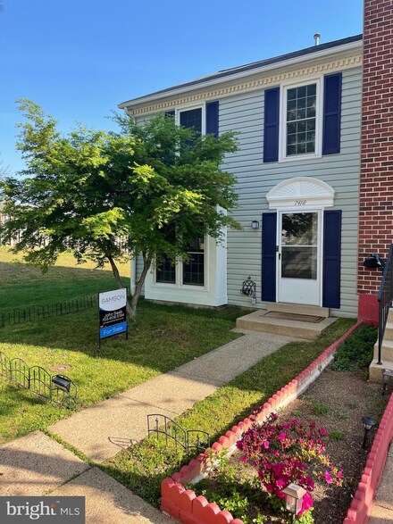 7418 Barbados Ln, Manassas, VA 20109