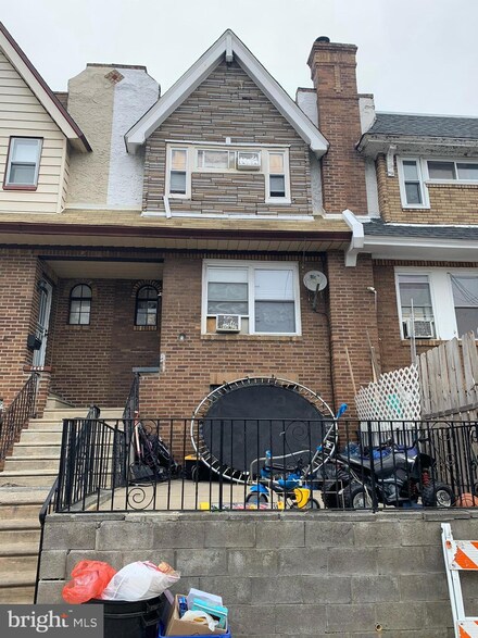 1451 Lardner St, Philadelphia, PA 19149