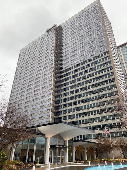 3550 N Lake Shore Dr Unit 924, Chicago, IL 60657