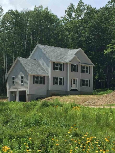 27 Jacobs Cove Rd, Fremont, NH 03044