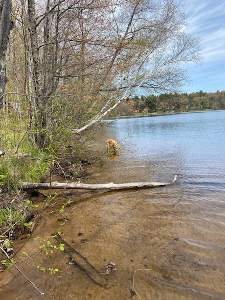 N4385 Red Oak Ln, Stone Lake, WI 54876