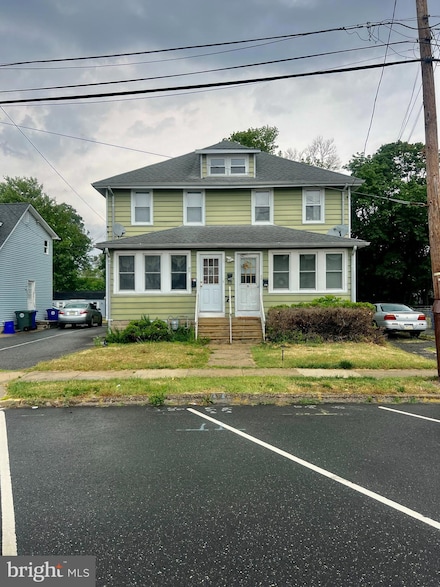 23 College Ave, Glassboro, NJ 08028
