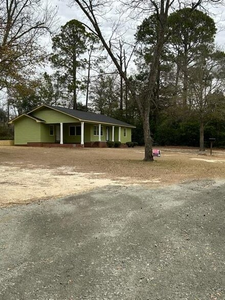 1005 E 25th Ave, Cordele, GA 31015