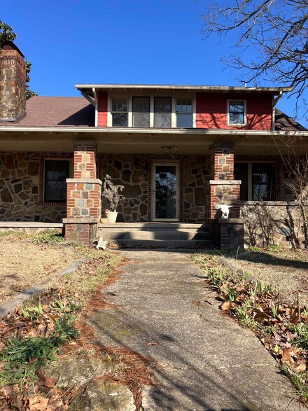 5553 U S 71, Cove, AR 71937