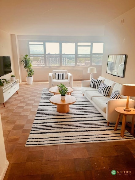 135 Ocean Pkwy Unit 11S, Brooklyn, NY 11218