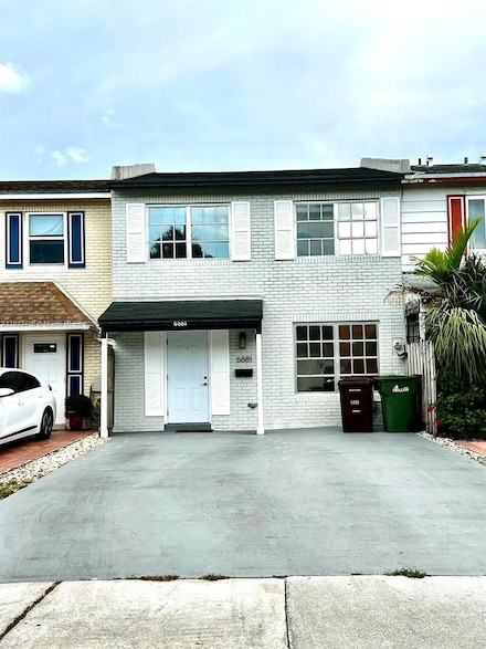 6881 W 16th Dr, Hialeah, FL 33014