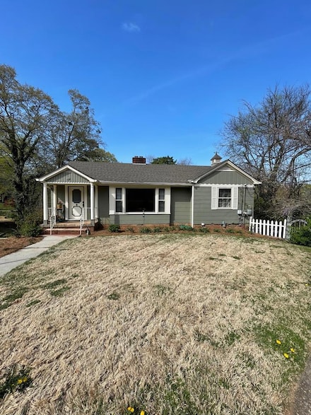 702 Lumpkin St, Dalton, GA 30720