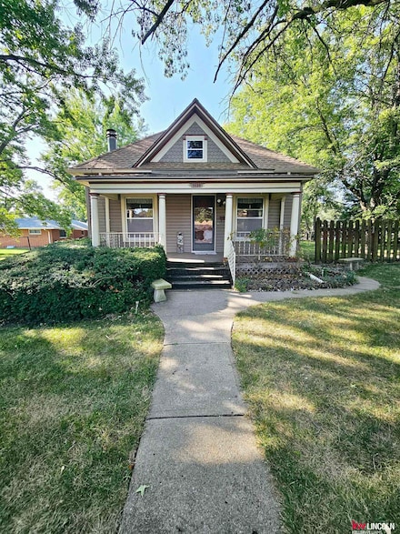 1429 H St, Geneva, NE 68361