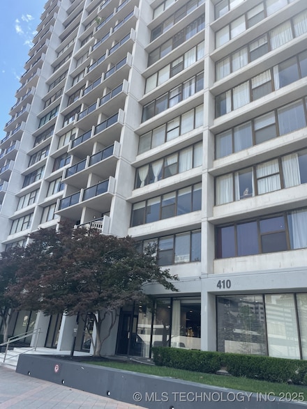 450 W 7th St Unit 807, Tulsa, OK 74119