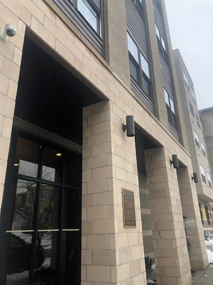 5817 Jefferson St Unit 301, West New York, NJ 07093