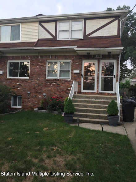43 Glen St Unit 2, Staten Island, NY 10314