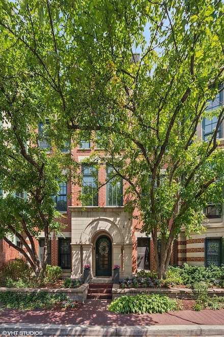 2609 N Greenview Ave Unit F, Chicago, IL 60614