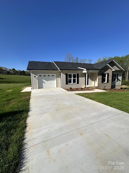 2338 Ellen St, Granite Falls, NC 28630