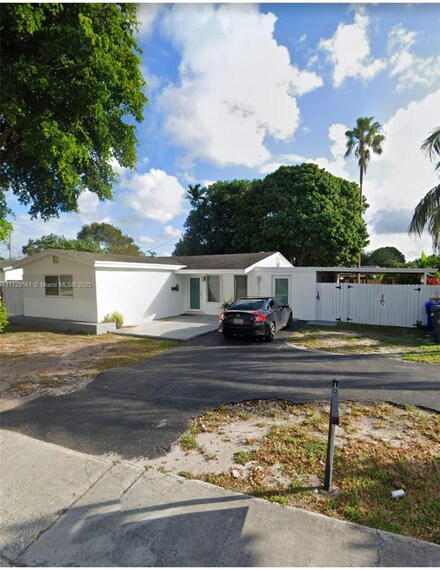 6570 Sheridan St, Hollywood, FL 33024