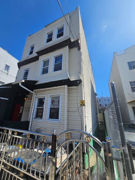 1140 Fox St, Bronx, NY 10459
