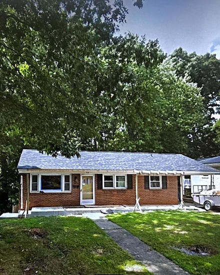 408 Westview Dr, Danville, VA 24540
