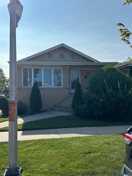 4358 S Kedvale Ave, Chicago, IL 60632