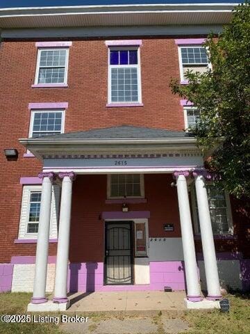 2615 Virginia Ave, Louisville, KY 40211