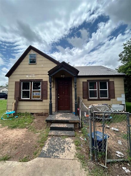 1605 NW Ferris Ave, Lawton, OK 73507
