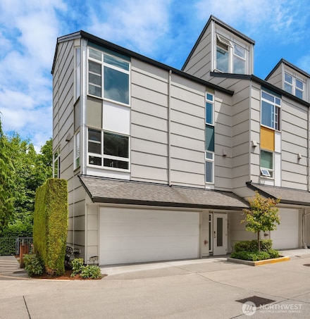 15240 NE 81st Way Unit 101, Redmond, WA 98052
