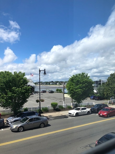 168 Humphrey St Unit 1, Swampscott, MA 01907