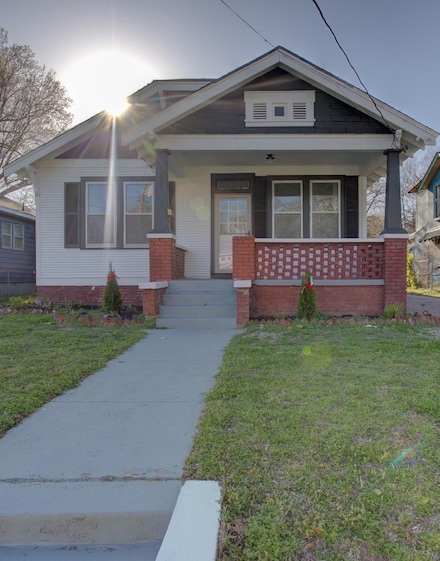 1131 Rozelle St, Memphis, TN 38106