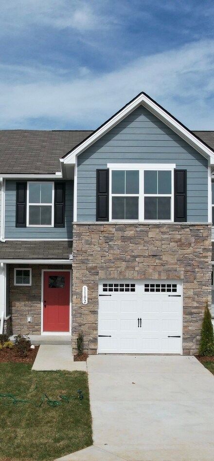 1102 Aubrey Meadows Place, Franklin, KY 42134