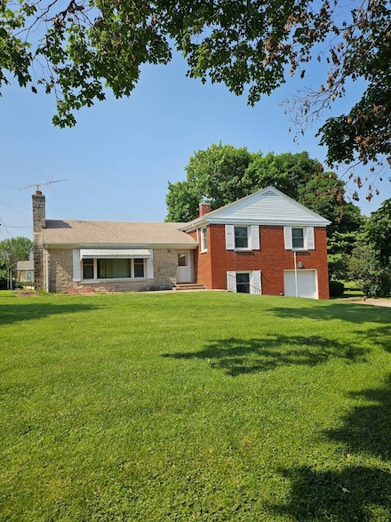 235 E Locust St, Kirkwood, IL 61447