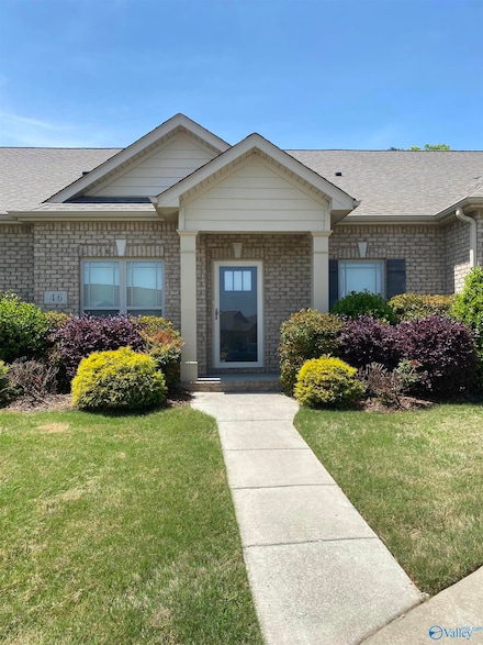 46 Cypress Point Dr, Huntsville, AL 35824