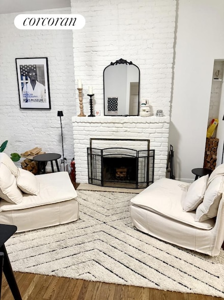353 W 19th St Unit 2, New York, NY 10011