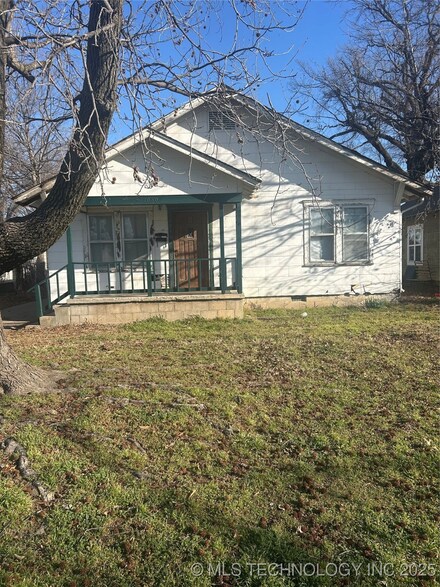1030 E 4th St, Cushing, OK 74023