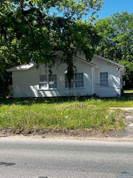 209 E Broadway St, Jefferson, TX 75657
