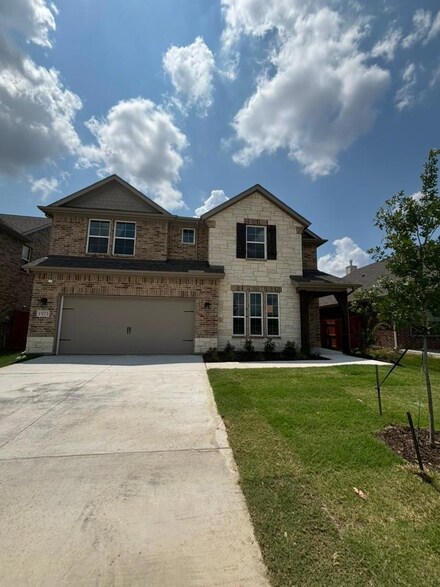 1921 Velora Dr, Haslet, TX 76052