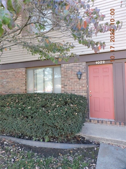 1022 W Williams St, Danville, IL 61832