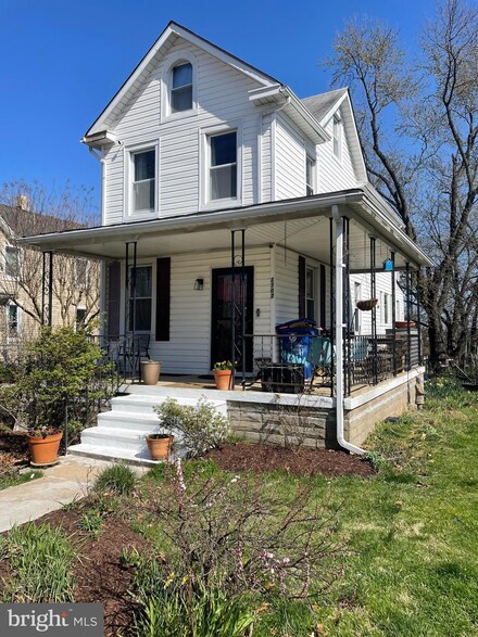 2707 Ottawa Ave, Baltimore, MD 21230
