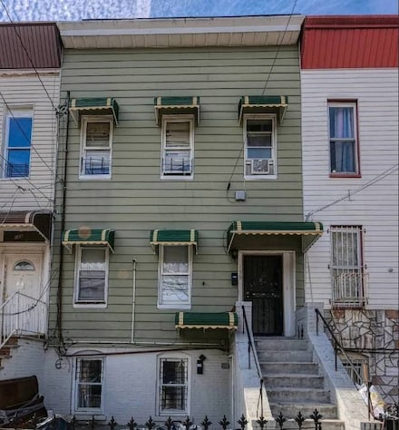 166 Atkins Ave, Brooklyn, NY 11208