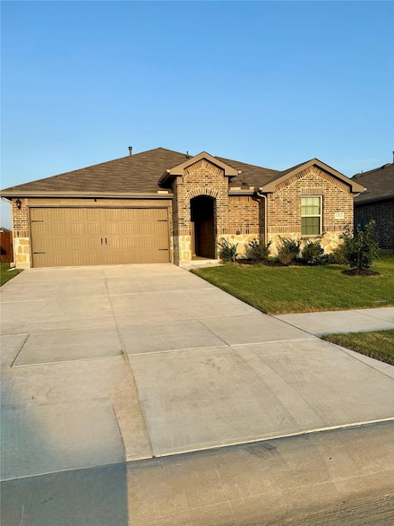 1362 Turkey Run Dr, Denton, TX 76207
