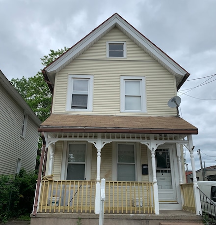 17 Easton St, Hamden, CT 06514