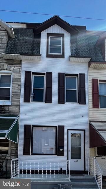 1052 Pike St, Reading, PA 19604